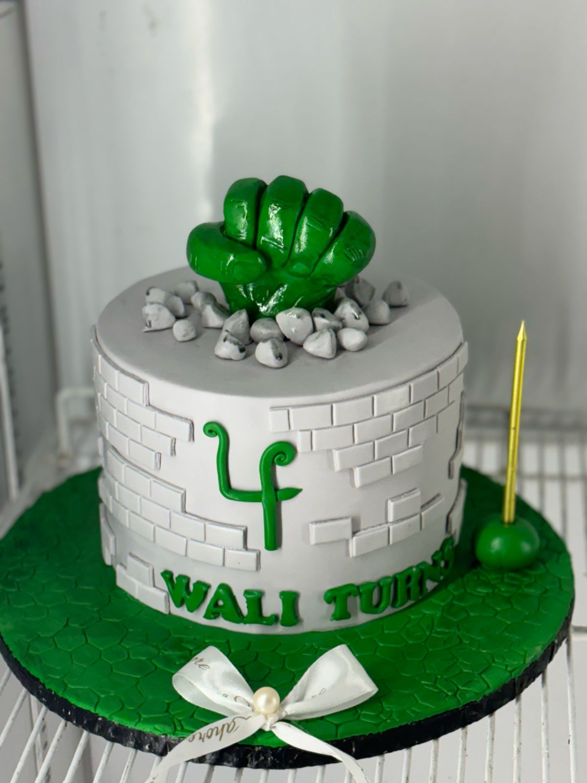 Little Hulk Smash Baby Boy Cake (5 lbs)