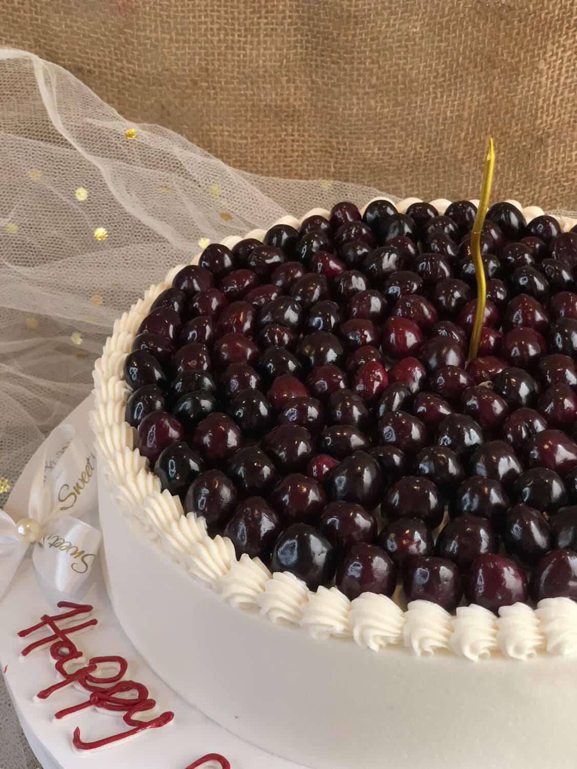Black Cherry Elegance (4lbs)