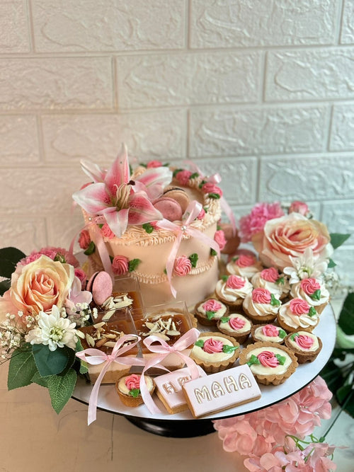 2lb Cake and Desserts