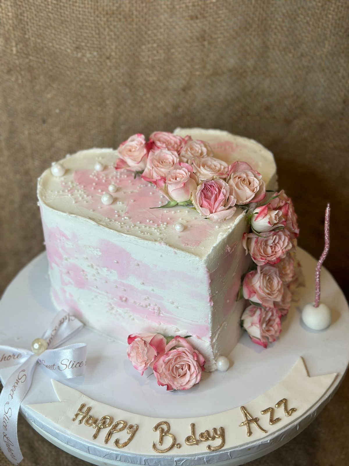 Forever Love Floral Heart Cake (3lbs)
