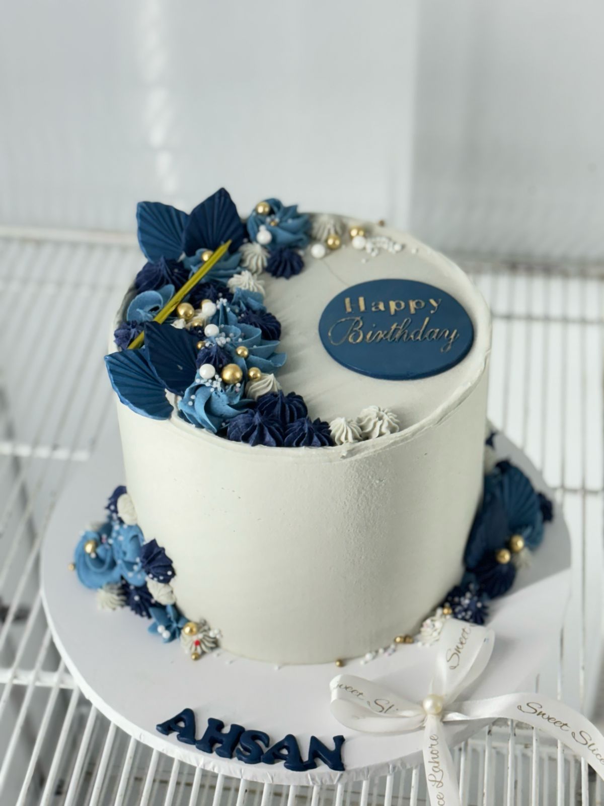 Midnight Bloom Birthday Cake (3 lbs)