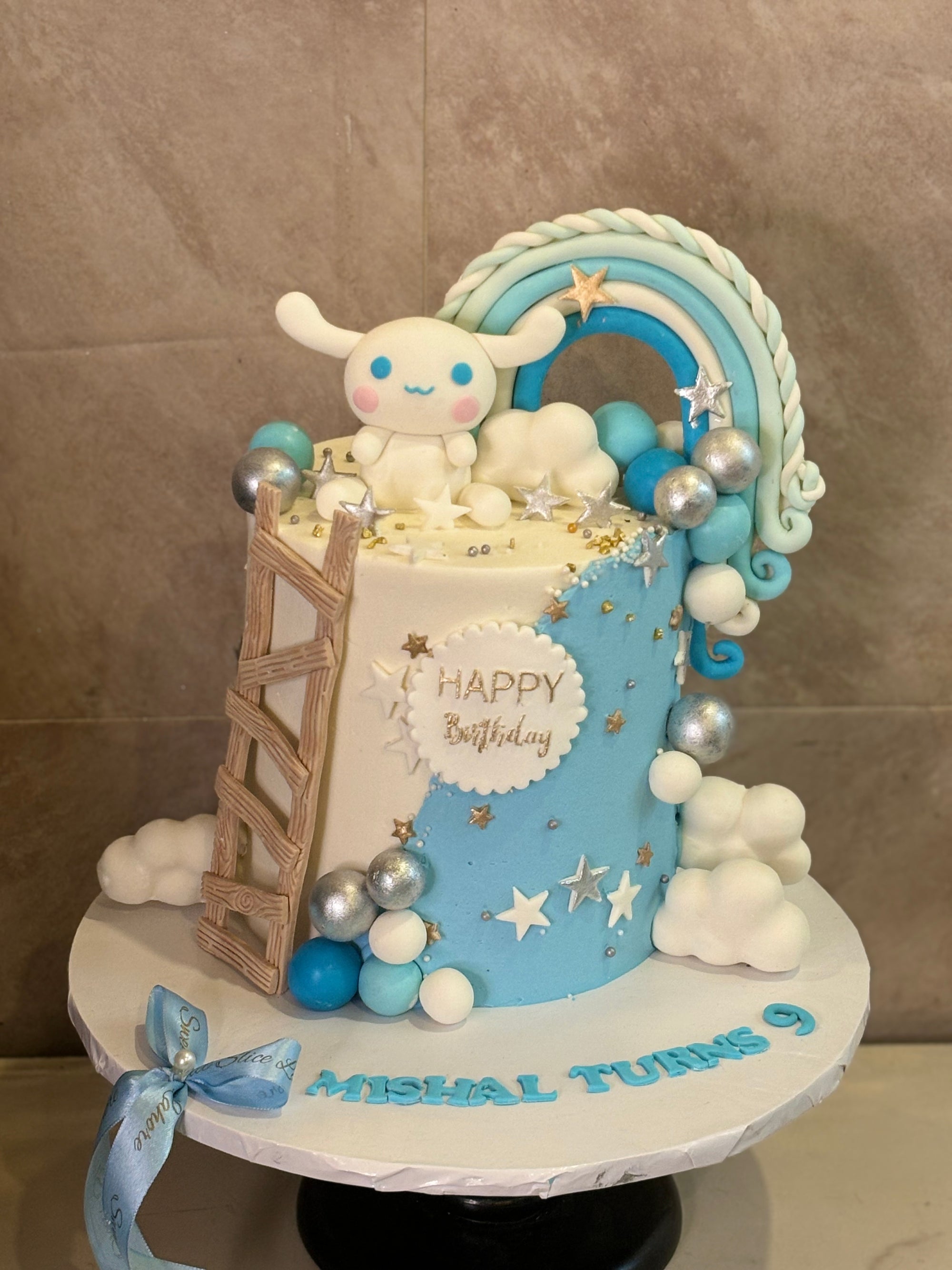 Dreamy Sky Bunny Cake (3 lbs)