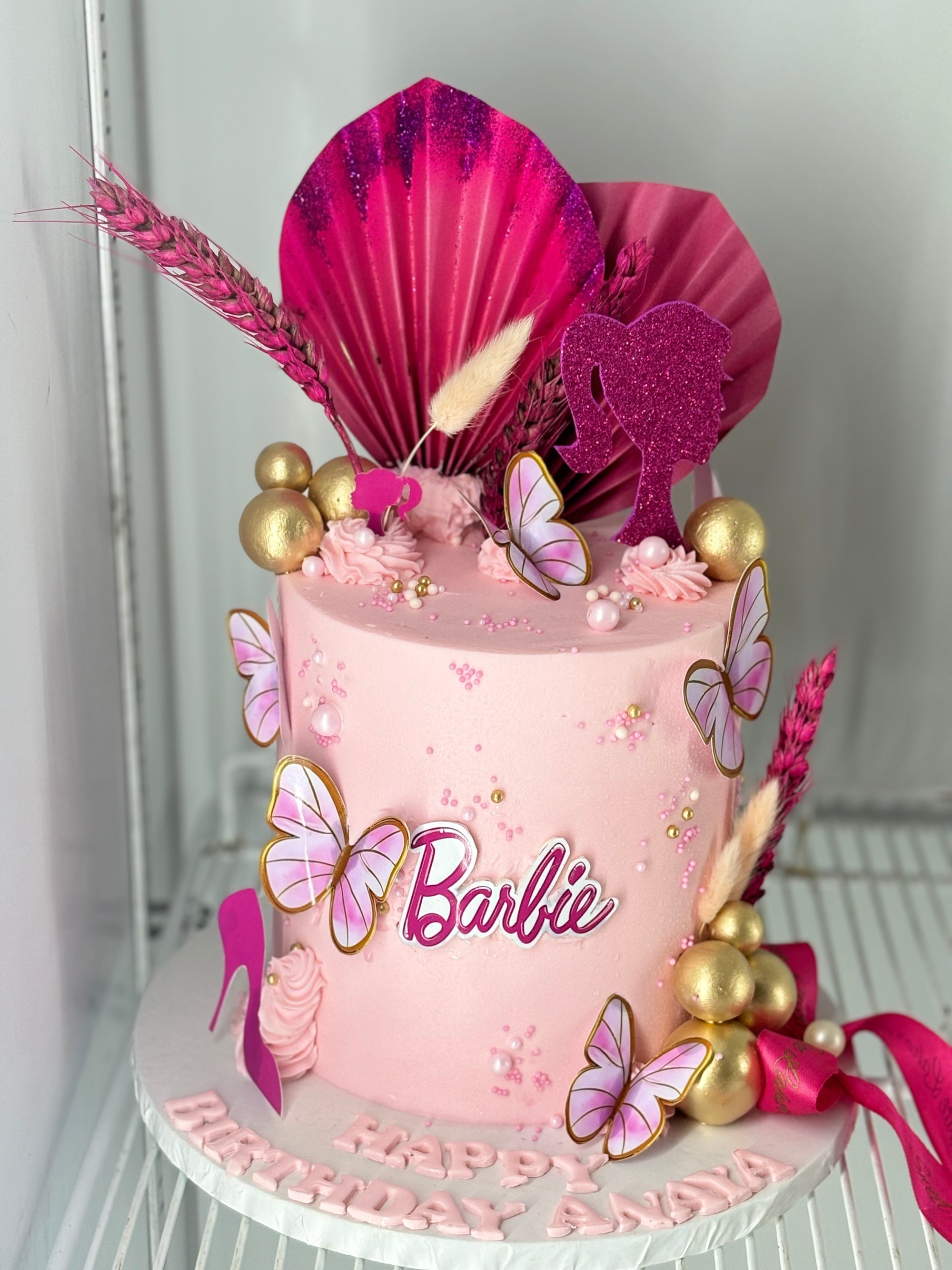 Glam Barbie Fantasy Cake (3 lbs)
